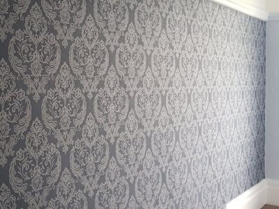 wall pappering painters and decorators in crewe